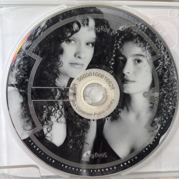 Kate Rusby & Kathryn Roberts – Folk Music (CD, UK Folk) - Picture 4 of 5